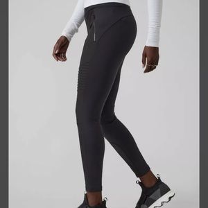 ATHLETA Headlands Hybrid Moto Tight